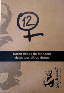 12 dones llevant