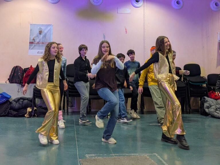 Carnestoltes 2026 – Música dels 70, 80 i 90!